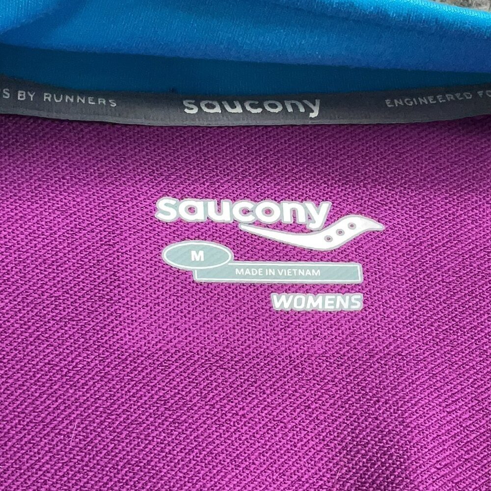 Saucony running top Size M - Picture 5 of 5